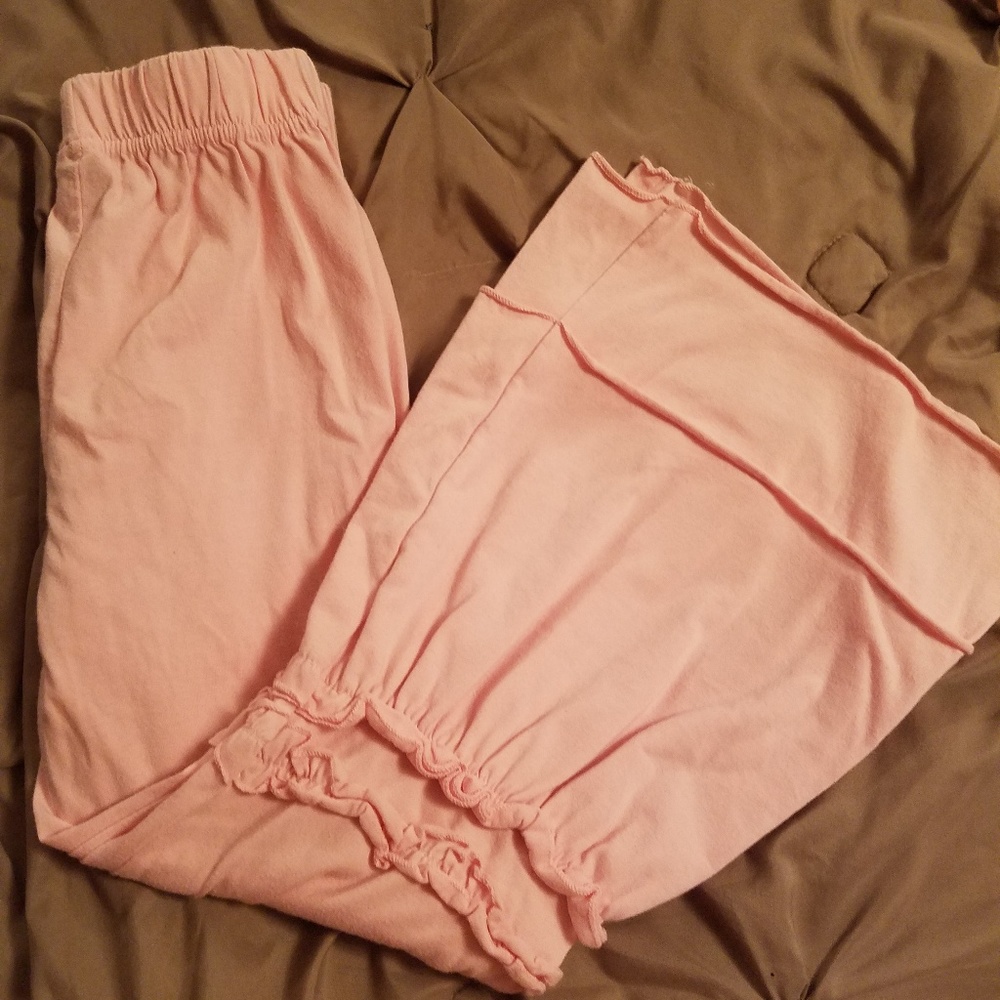 Girl Ruffled Bottoms - Picture 2 of 2